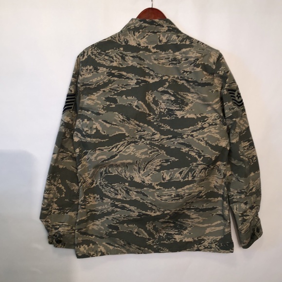 U.S Air Force Camouflage Combat Utility Shirt sz 40R - Picture 8 of 10